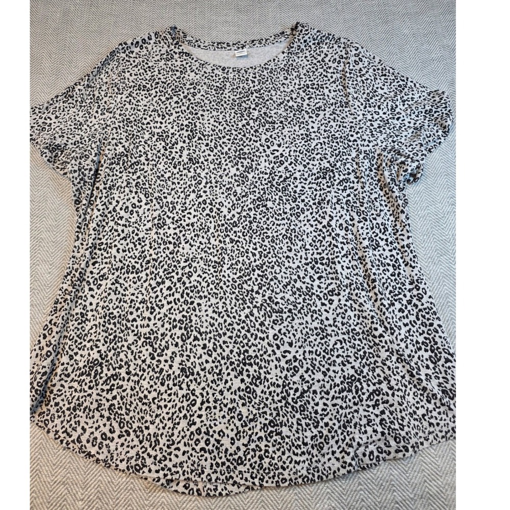Old Navy Luxe XXL Leopard Print Short Sleeve T-Shirt Gray Black Animal Print Tee